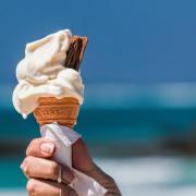 Top 5 places to get ice cream in North Ayrshire according to Tripadvisor reviews (Canva)
