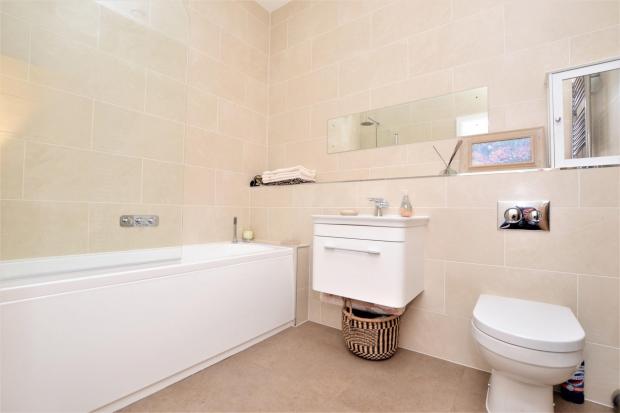 Irvine Times: Bathroom