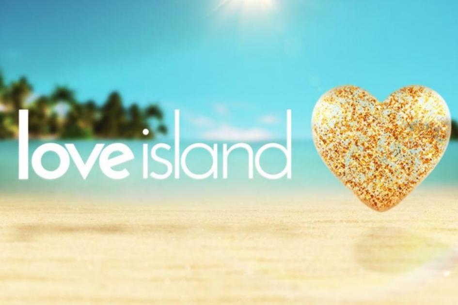 Love Island star George Fensom apologises after homophobic tweets