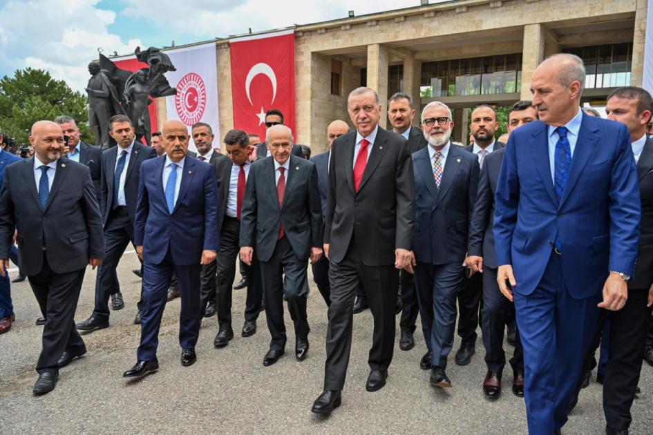 Erdogan takes oath of office to begin third Turkish presidential term