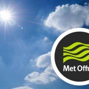 Irvine is set to get temperatures in the low-20s on Monday and Tuesday (Canva/Met Office)
